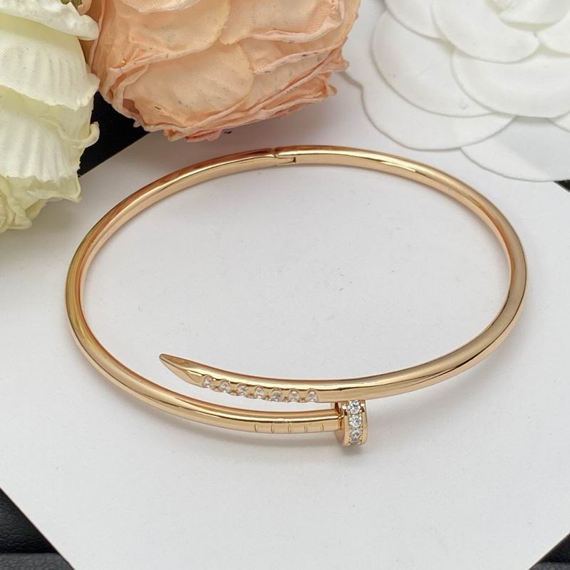 Cartier Bracelet ID:20261020-204